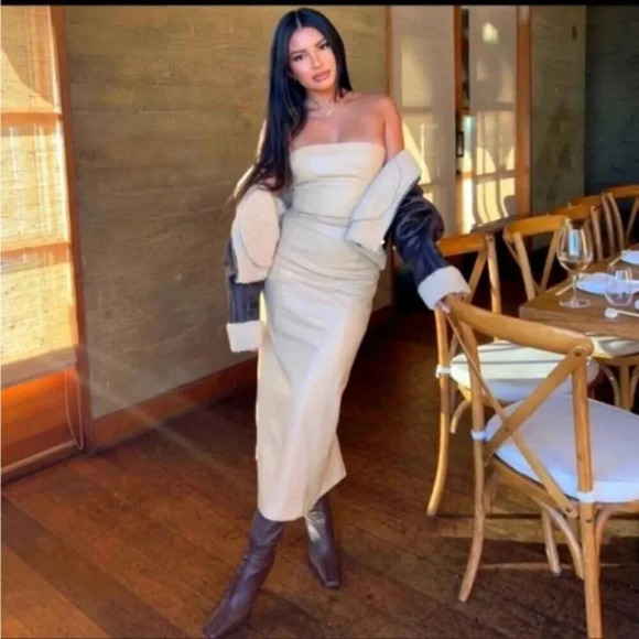 Zara Faux Leather Strapless Midi Dress Beige Blogger Fav Size Small - Picture 4 of 15